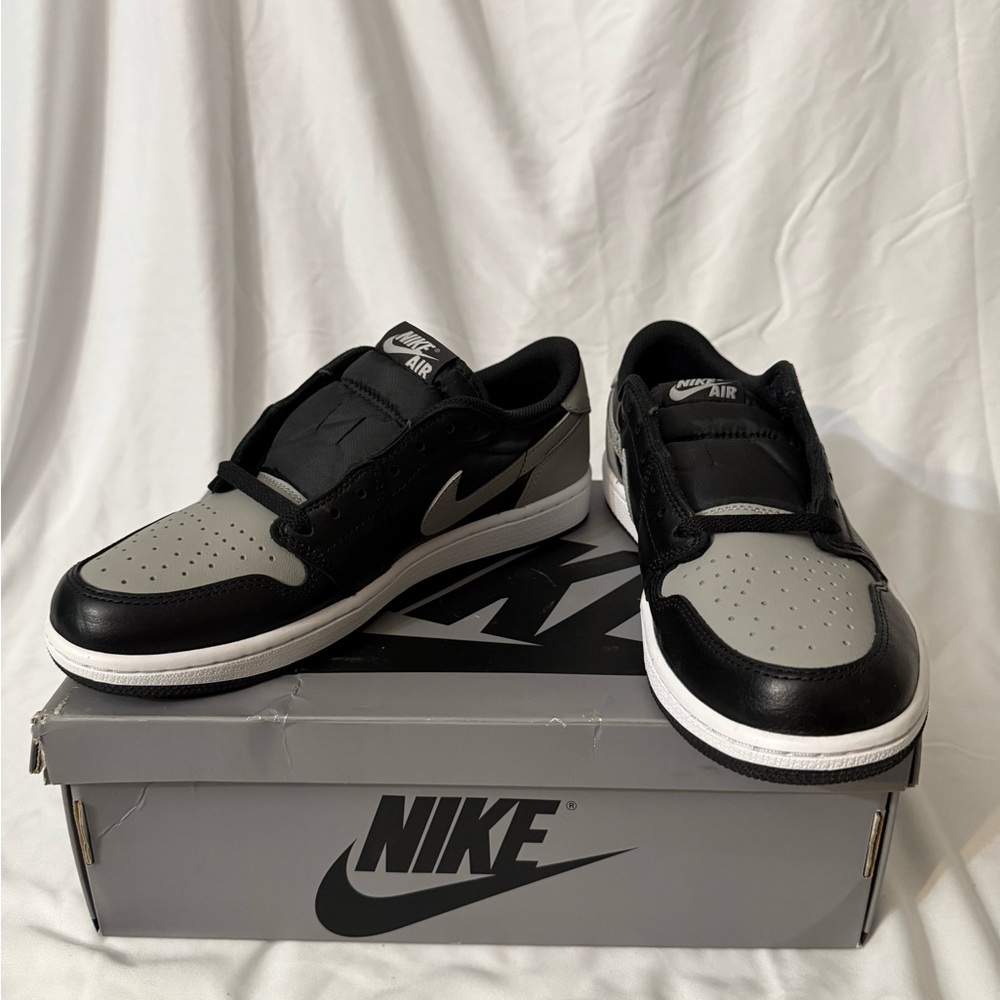 Nike Men's Black and Gray Air Sneakers